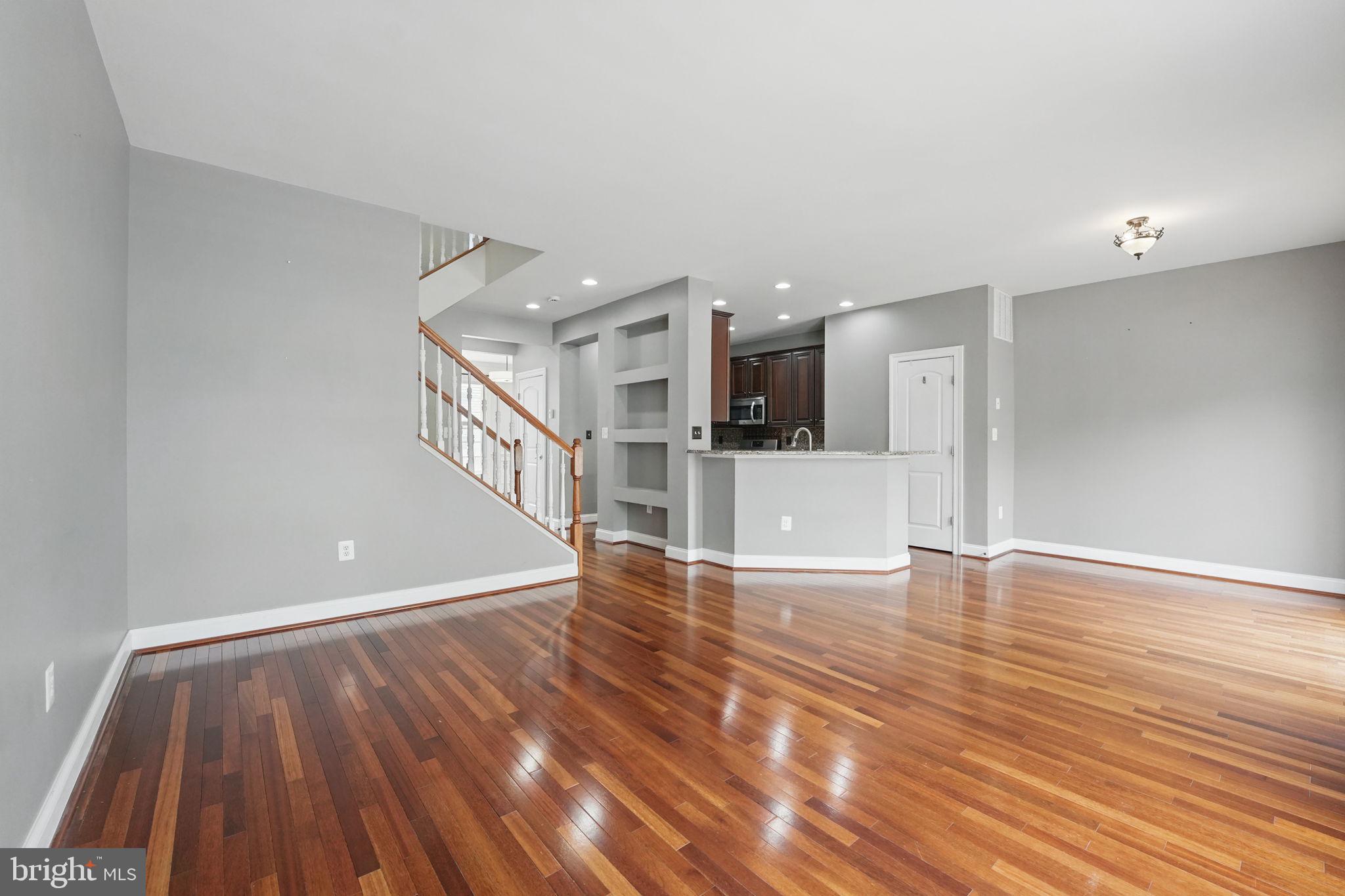 SOUTH MARKET - Residential Lease