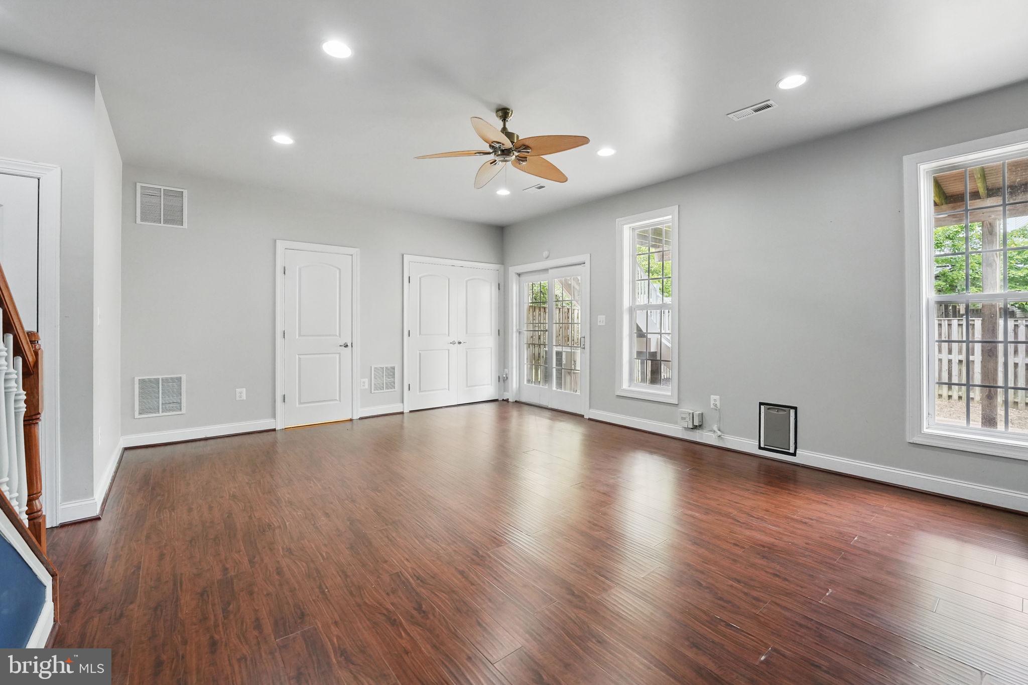 SOUTH MARKET - Residential Lease