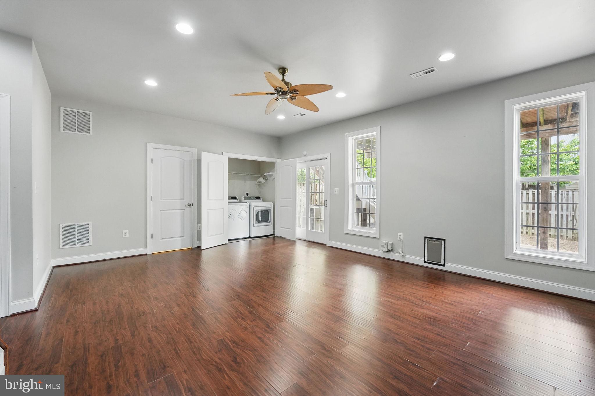 SOUTH MARKET - Residential Lease