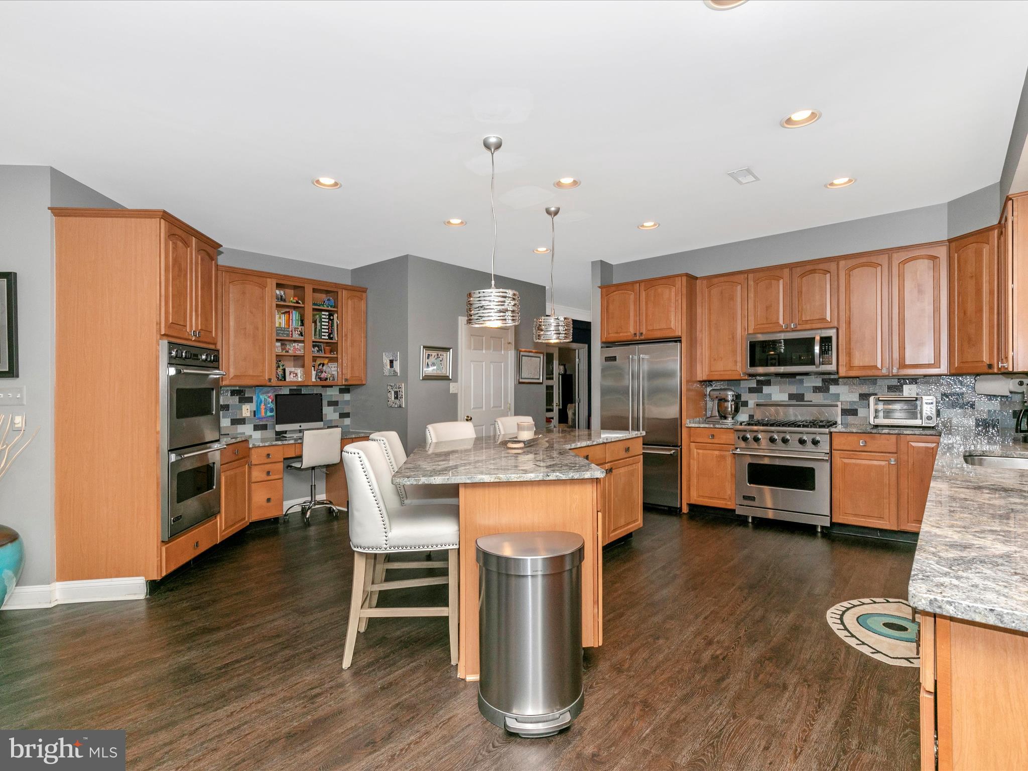 WAINWRIGHT AT WHIT - Residential