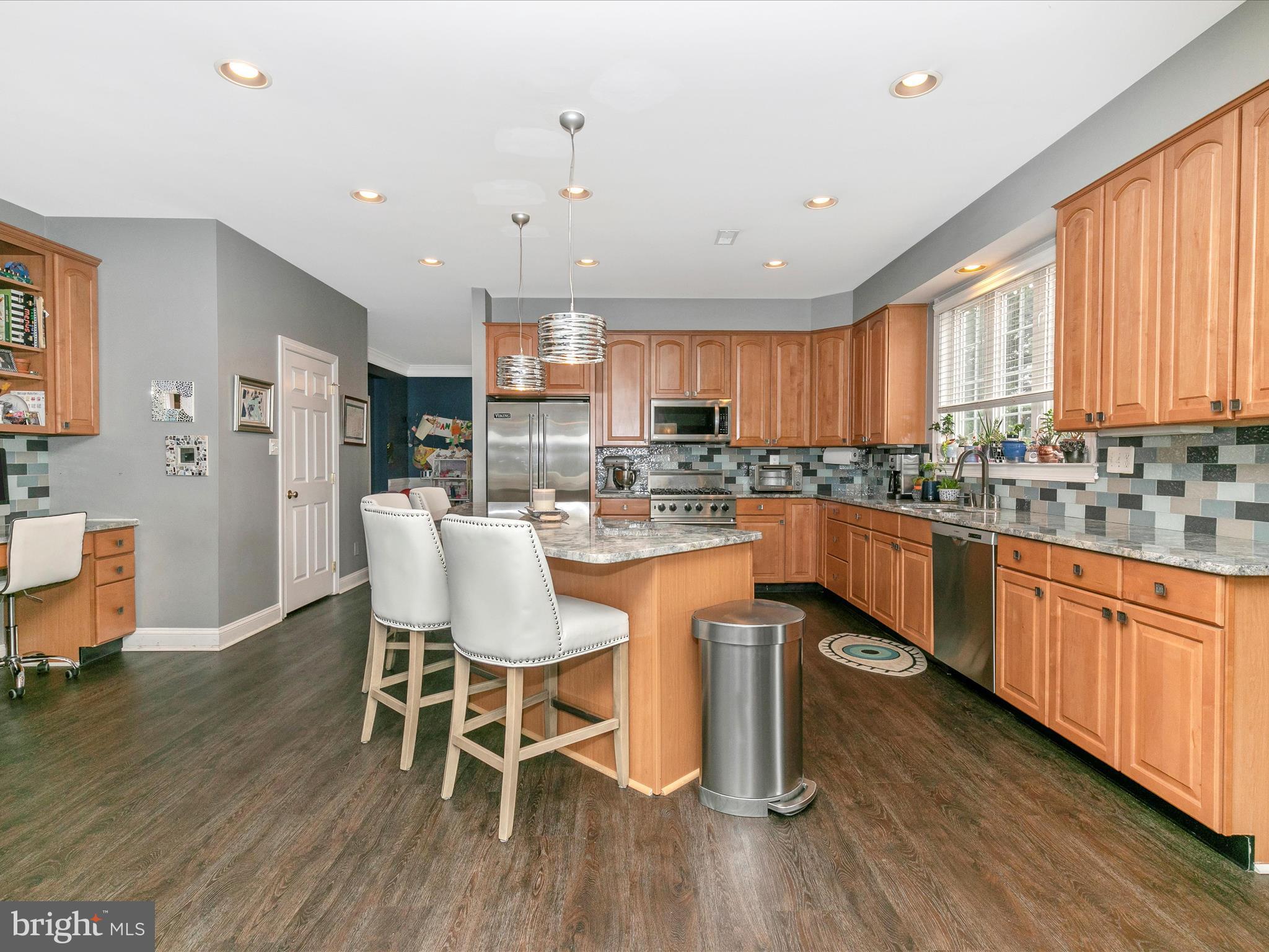 WAINWRIGHT AT WHIT - Residential