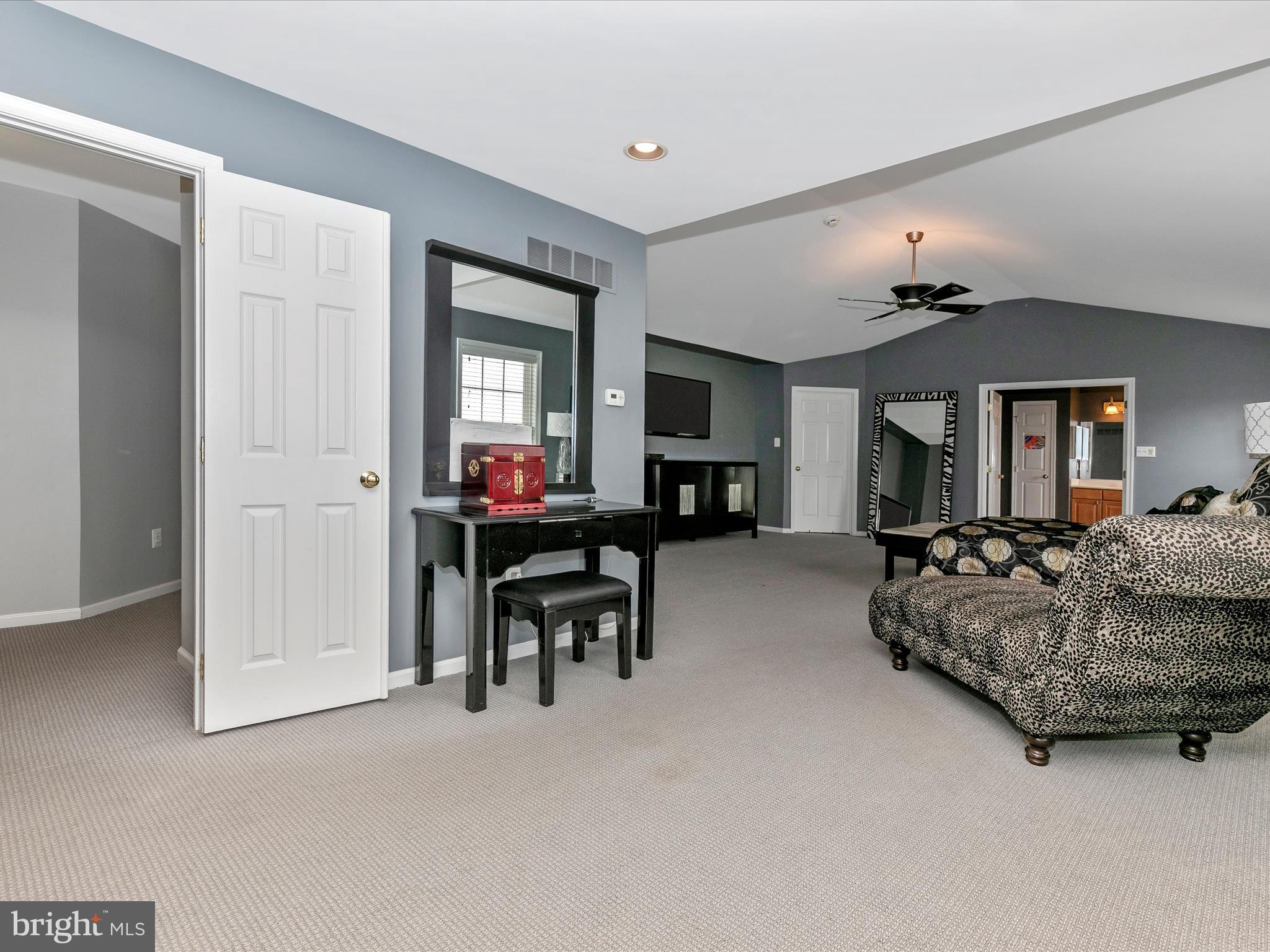 WAINWRIGHT AT WHIT - Residential