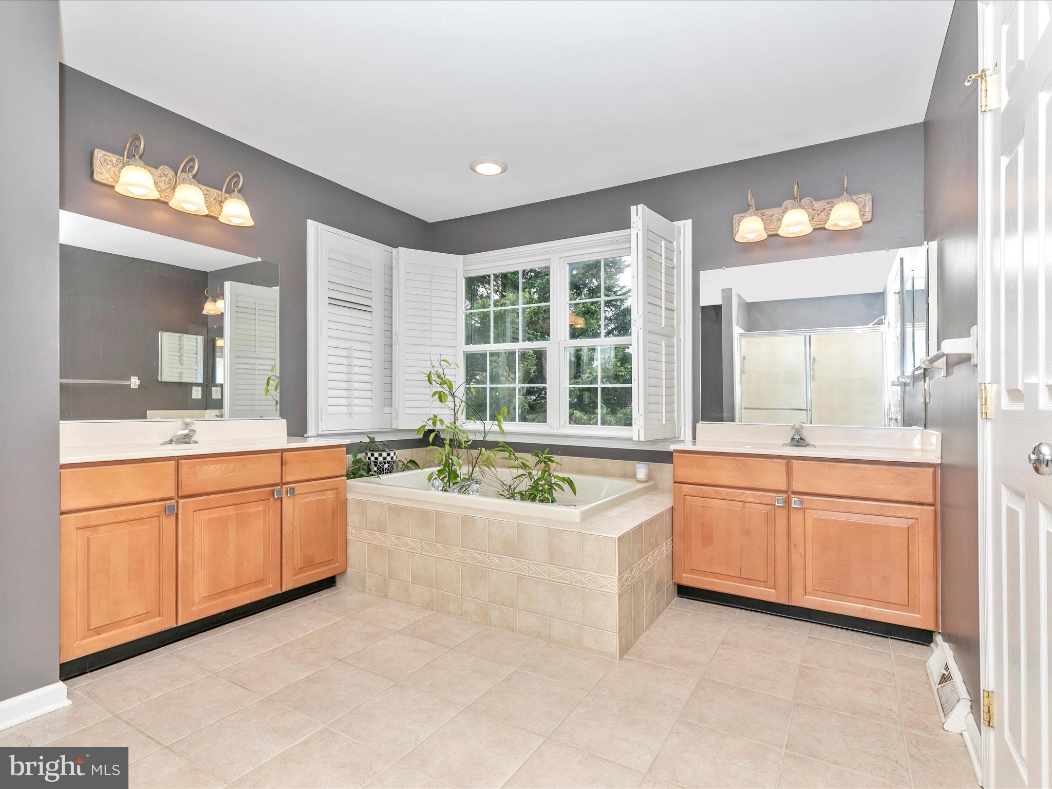 WAINWRIGHT AT WHIT - Residential