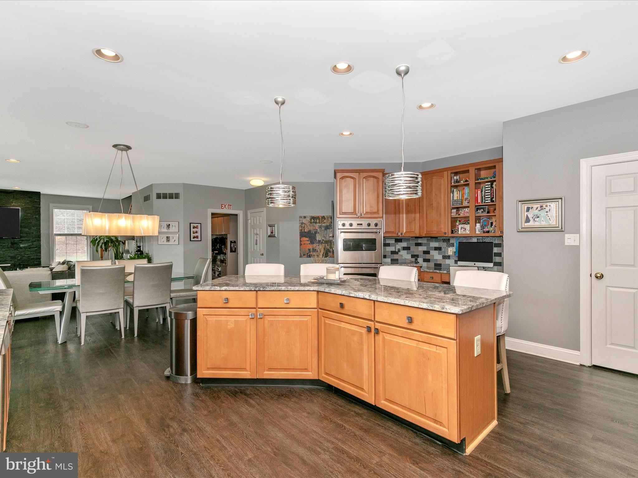 WAINWRIGHT AT WHIT - Residential