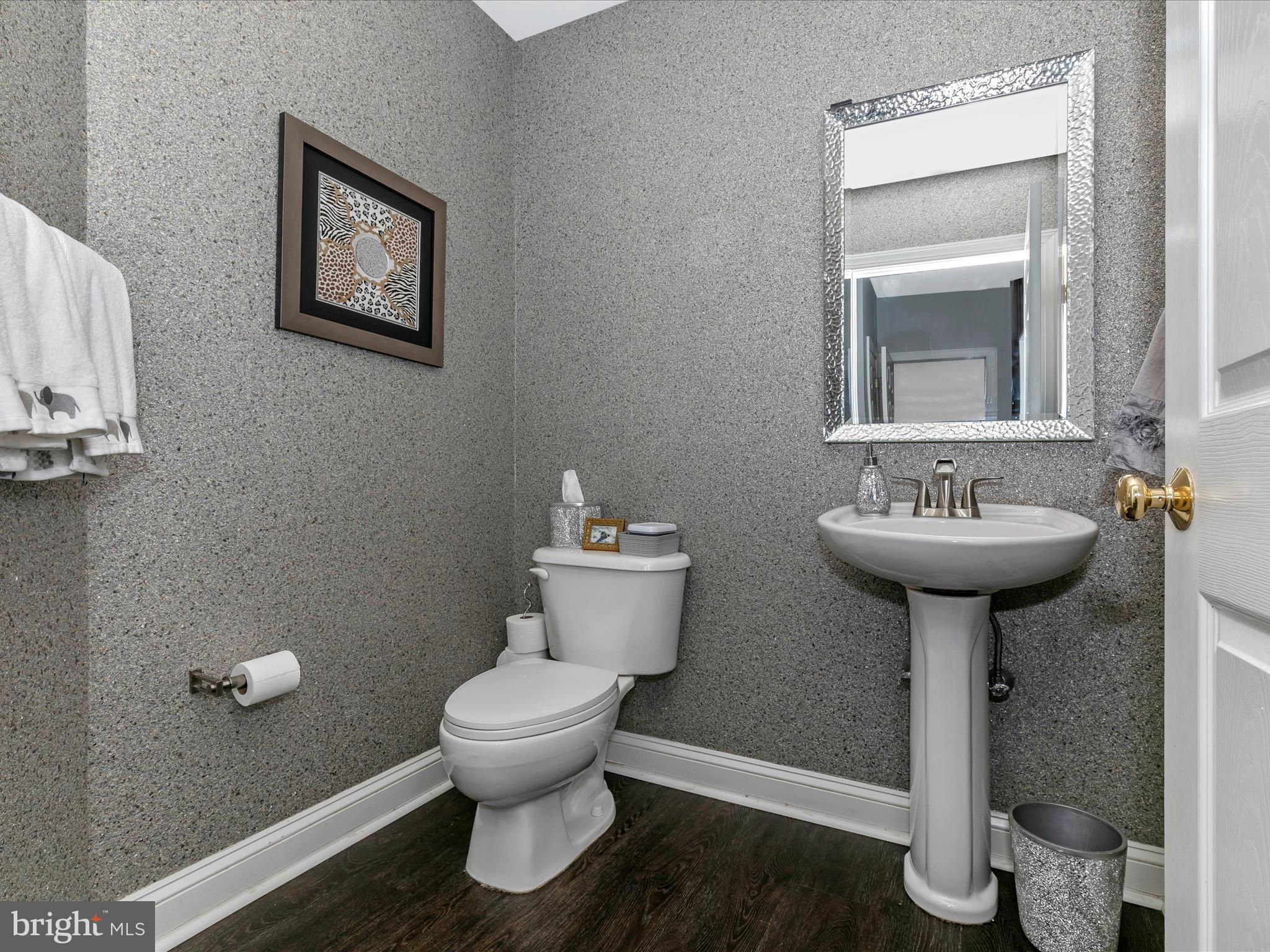 WAINWRIGHT AT WHIT - Residential