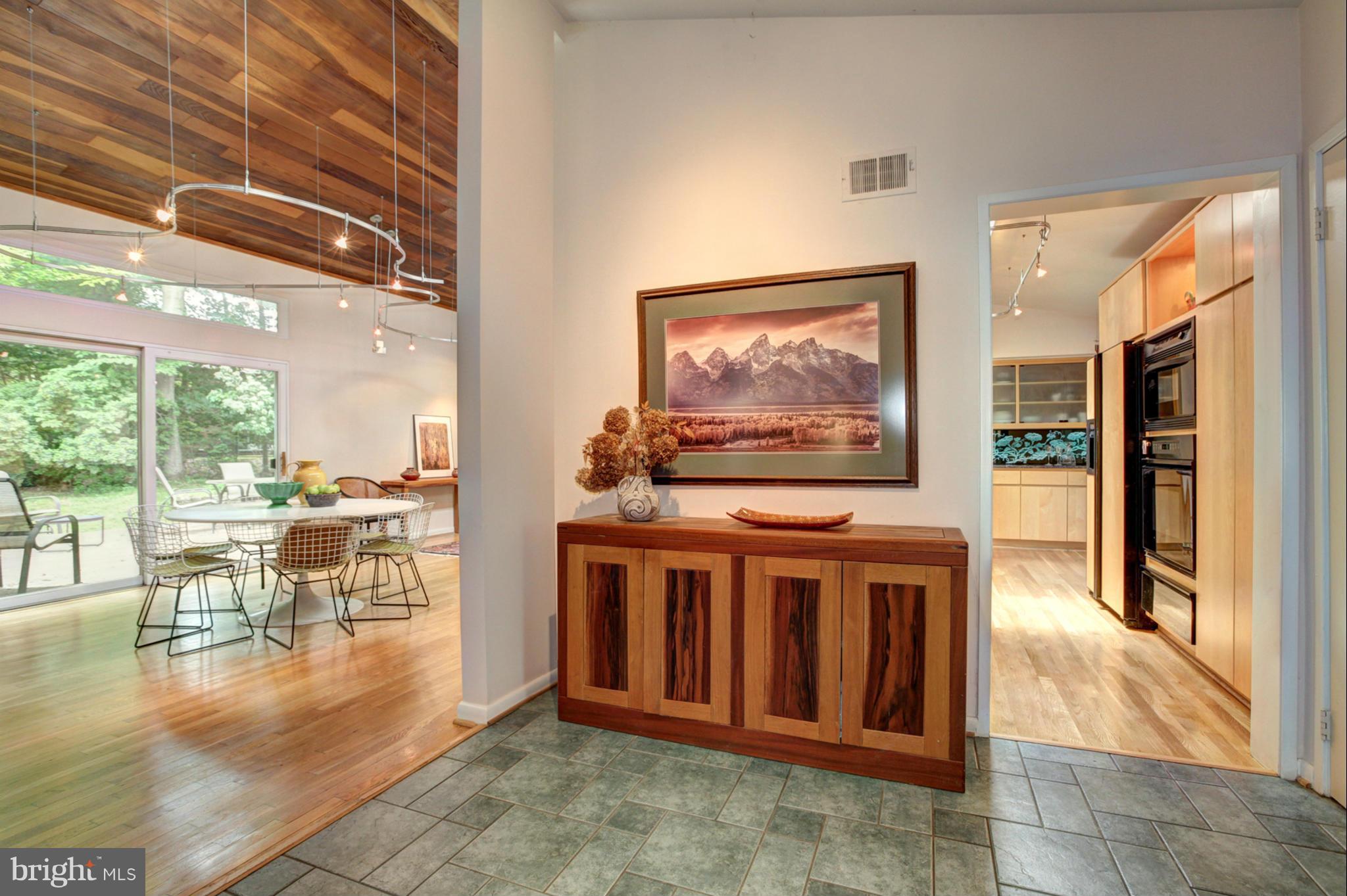 EAST GATE OF POTOMAC - Residential