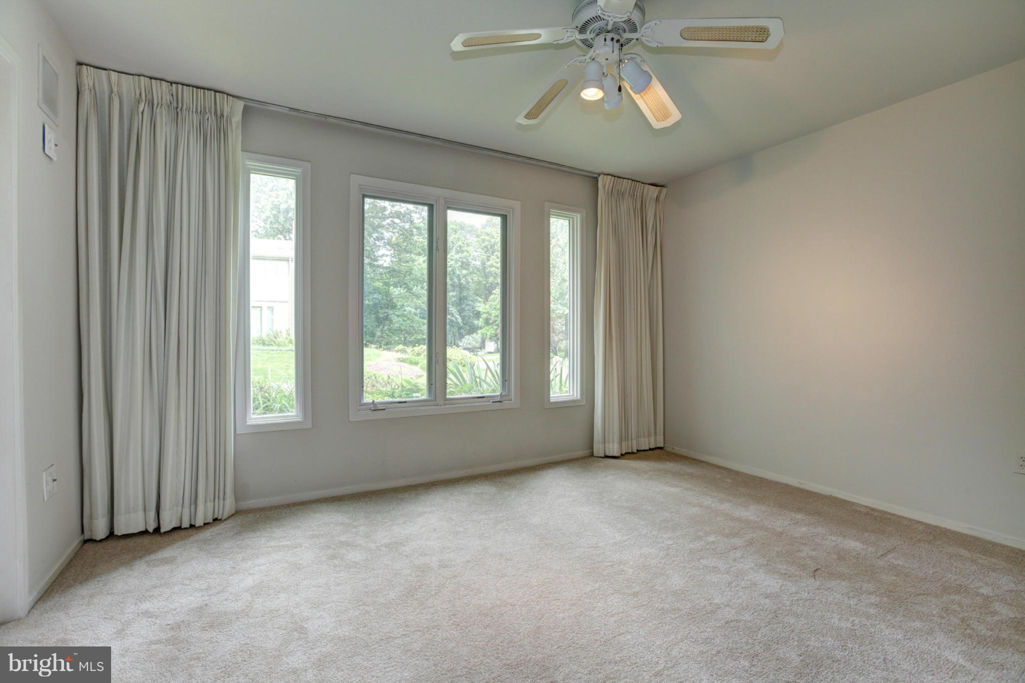 EAST GATE OF POTOMAC - Residential