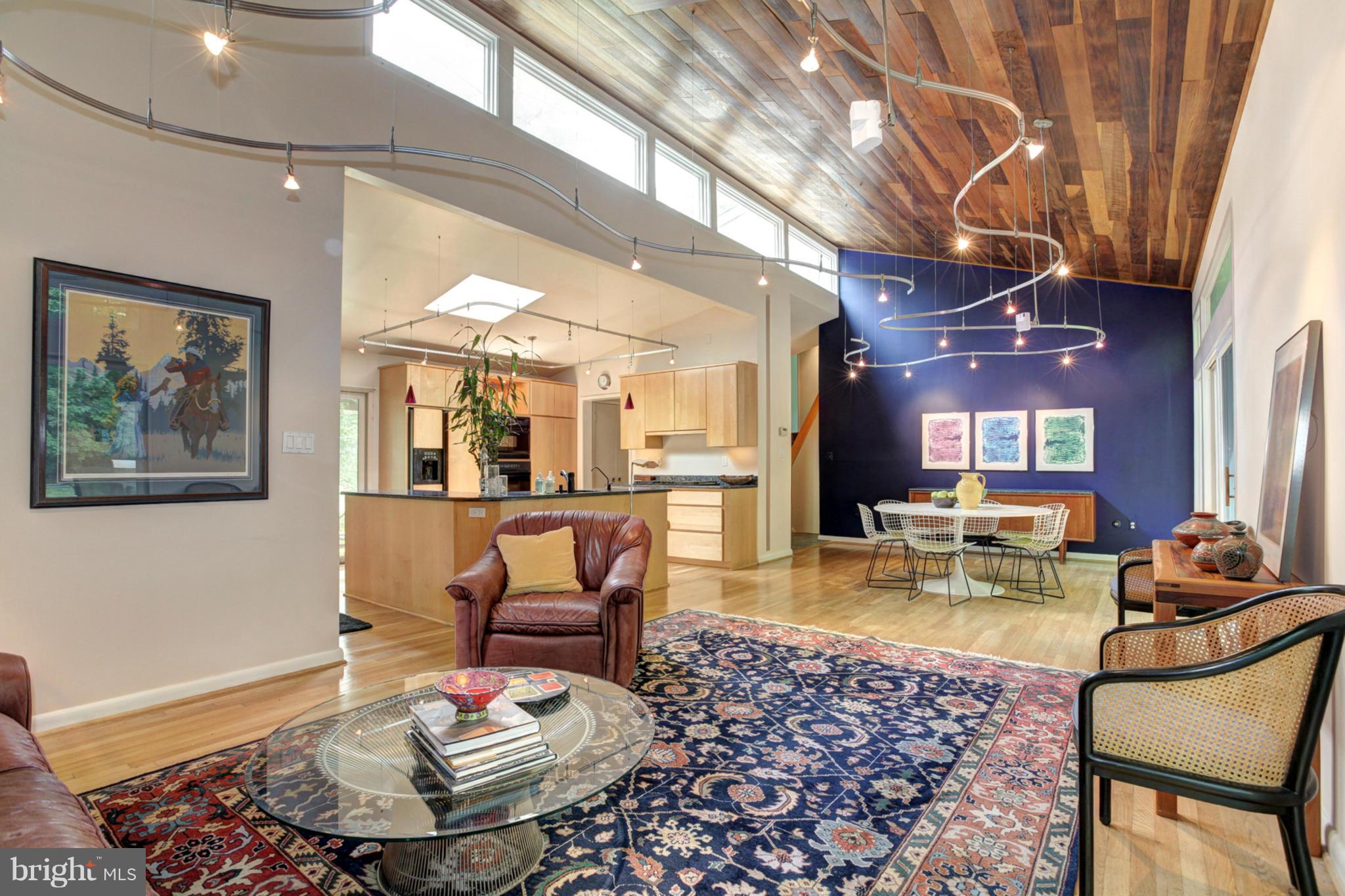 EAST GATE OF POTOMAC - Residential