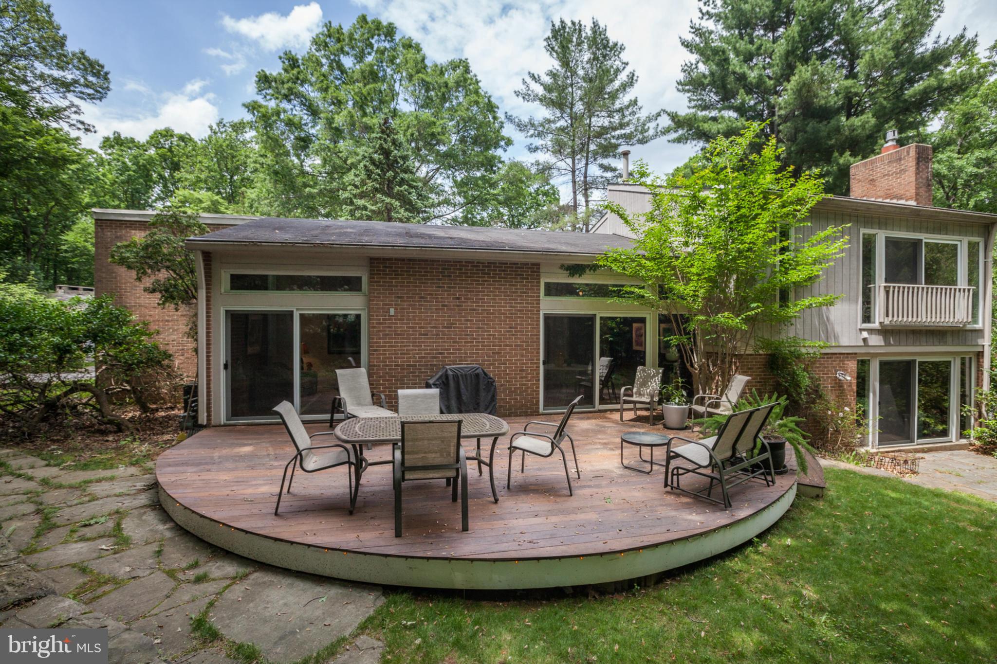 EAST GATE OF POTOMAC - Residential