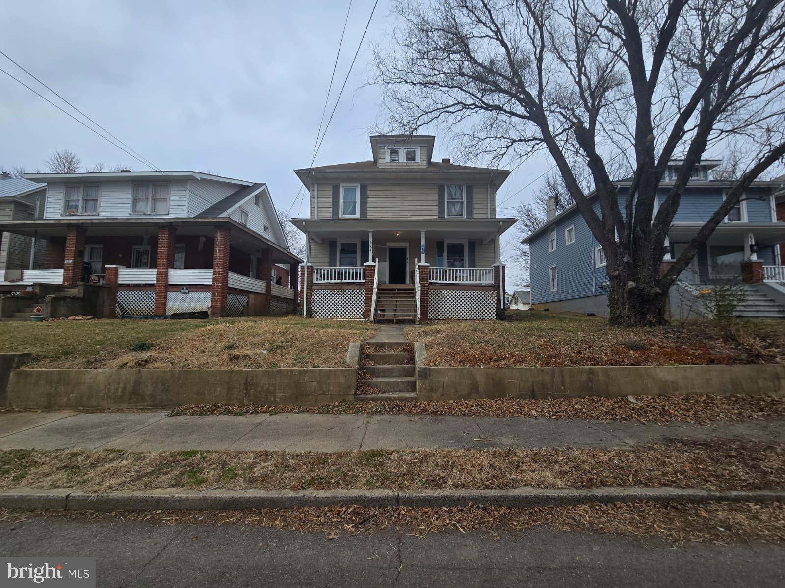 666 MONTROSE AVENUE SE