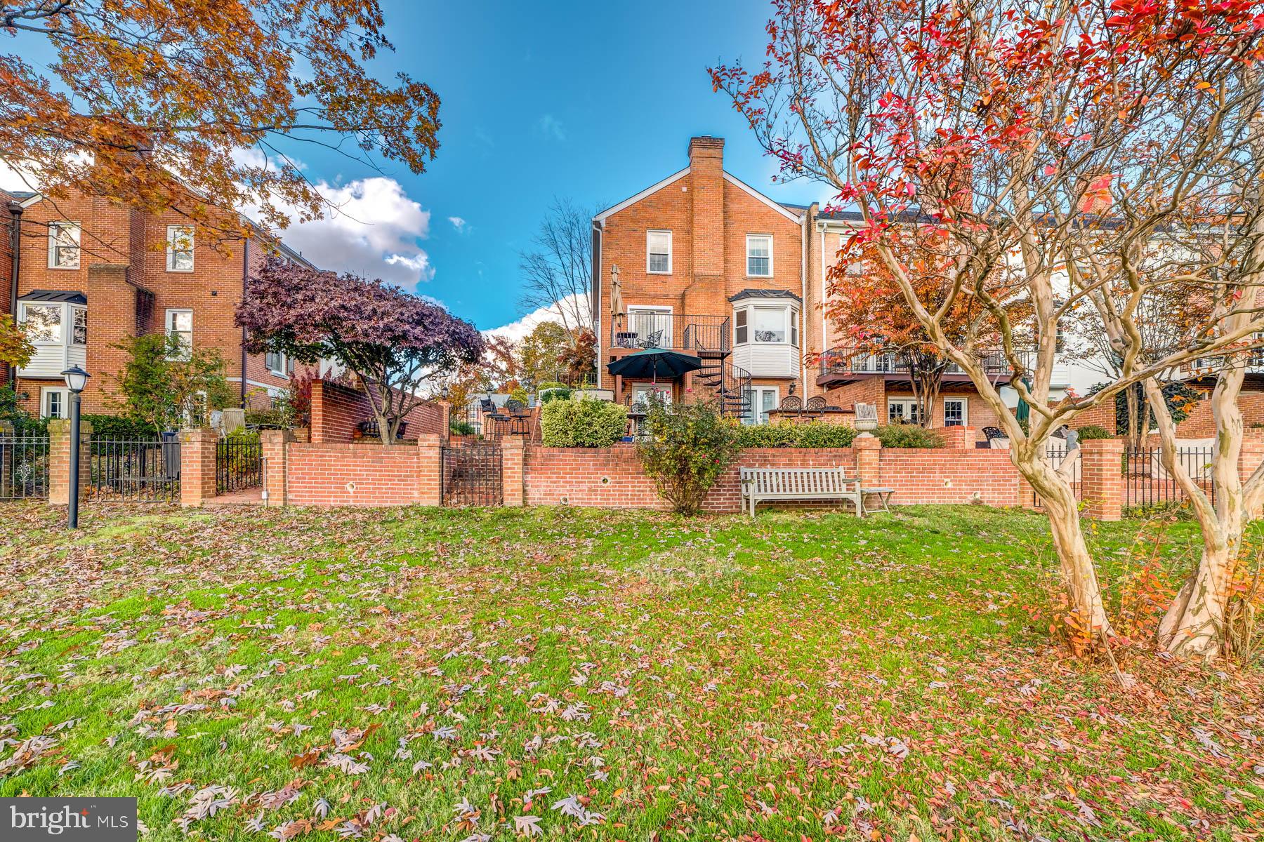 RHYGATE - Residential Lease