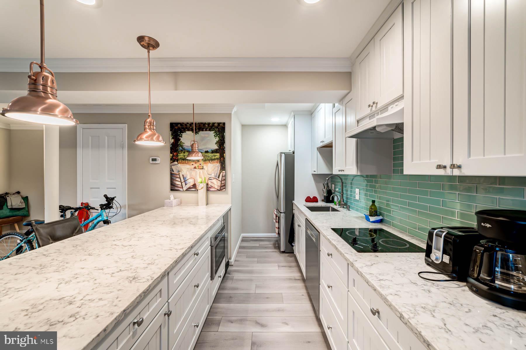 RHYGATE - Residential Lease