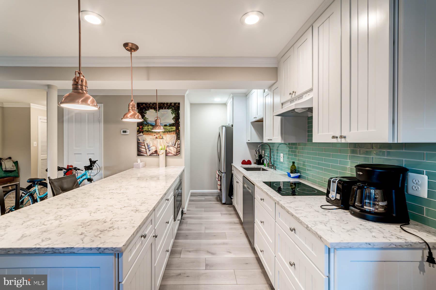 RHYGATE - Residential Lease