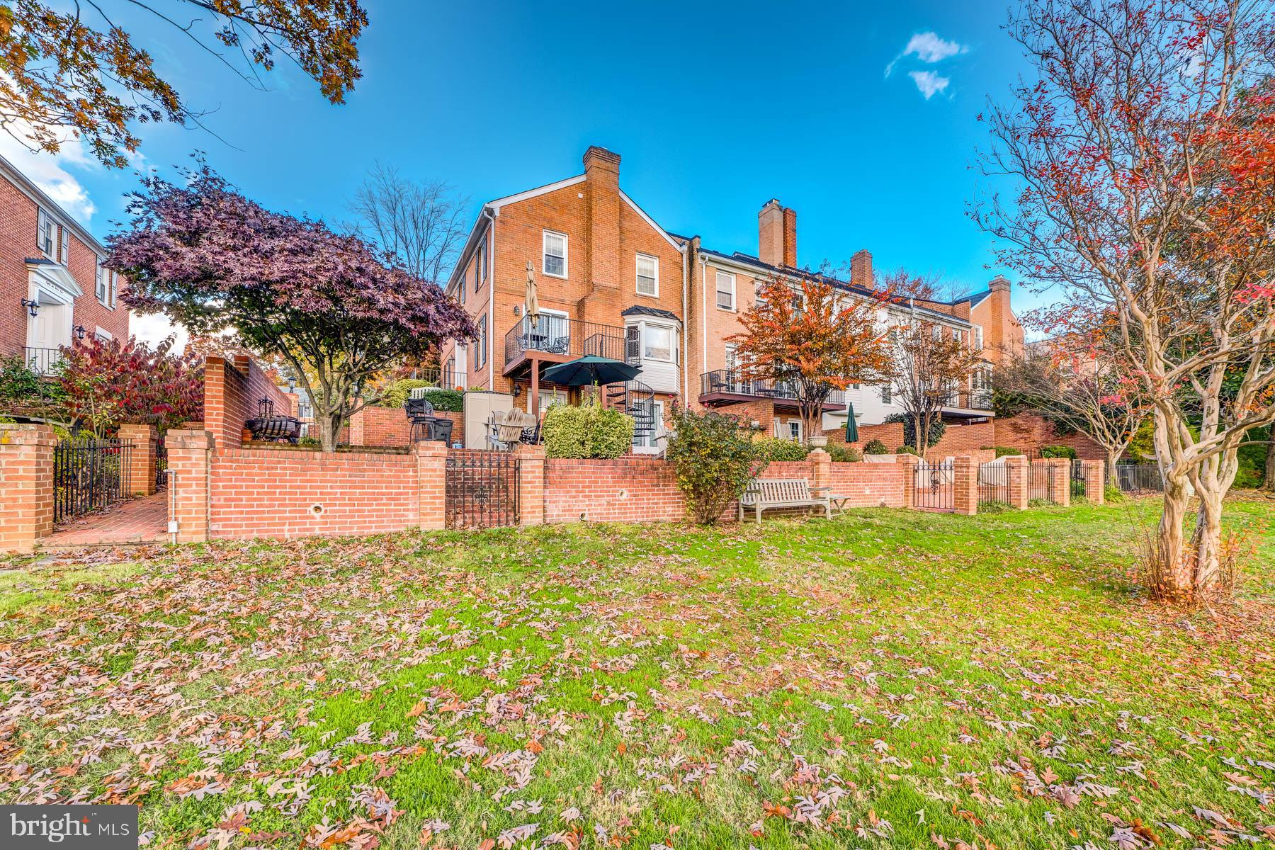 RHYGATE - Residential Lease