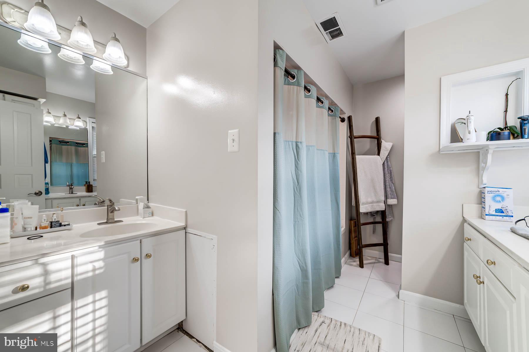 RHYGATE - Residential Lease