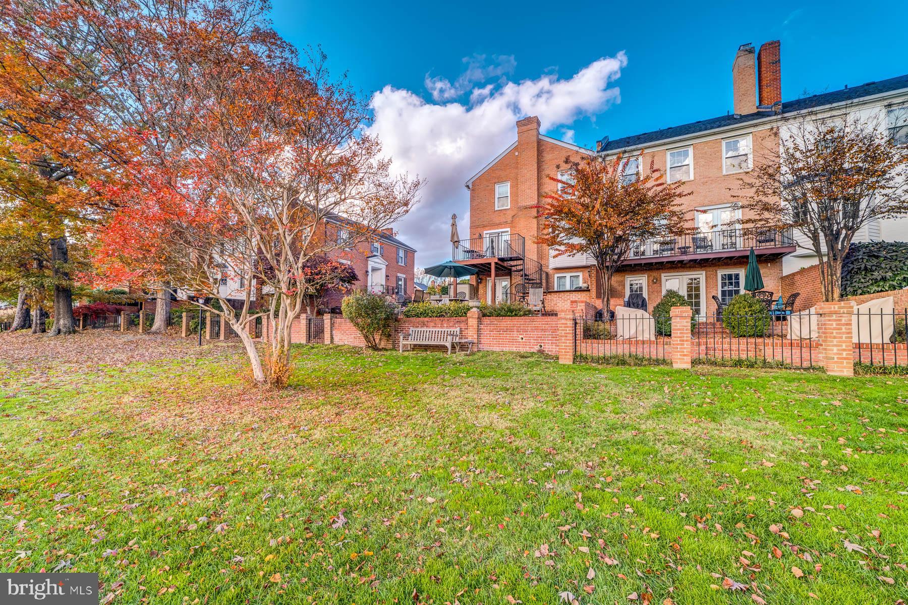 RHYGATE - Residential Lease