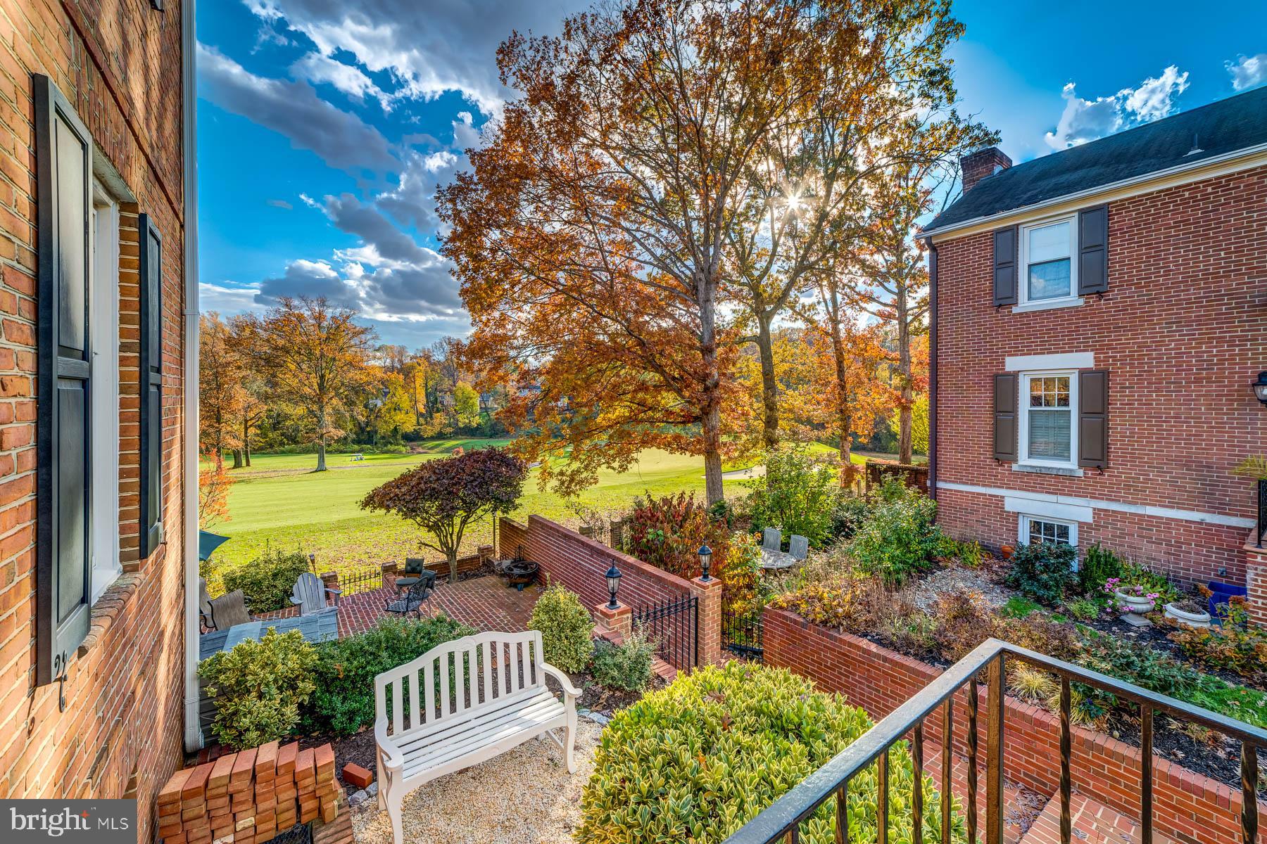 RHYGATE - Residential Lease