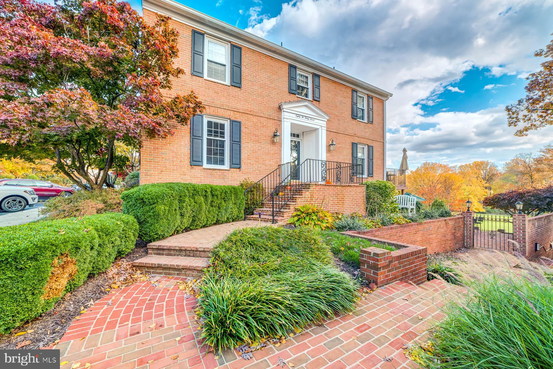 RHYGATE - Residential Lease