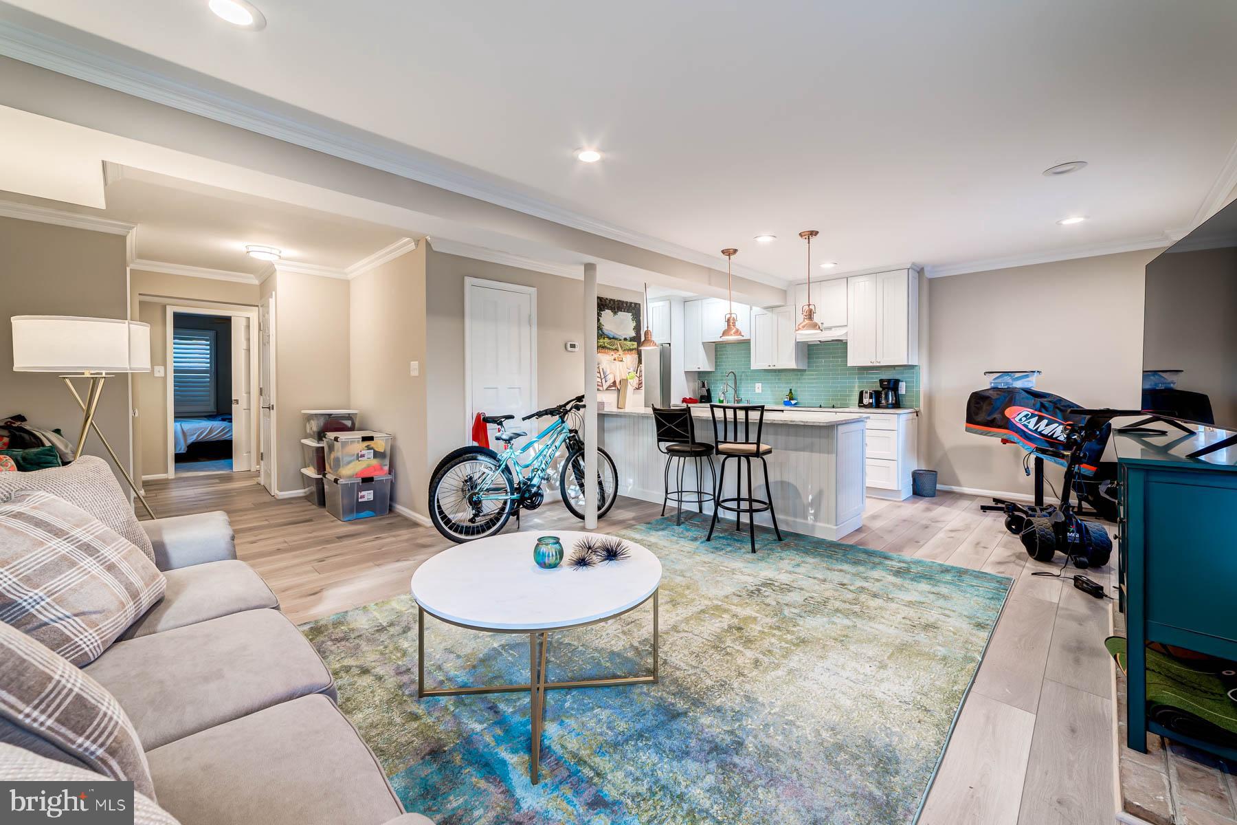 RHYGATE - Residential Lease