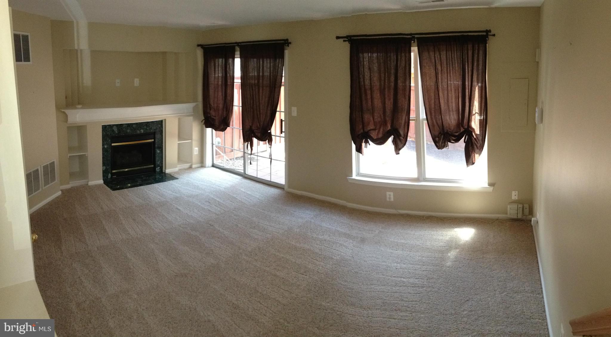 PRINCE WILLIAM COMMONS - Residential Lease