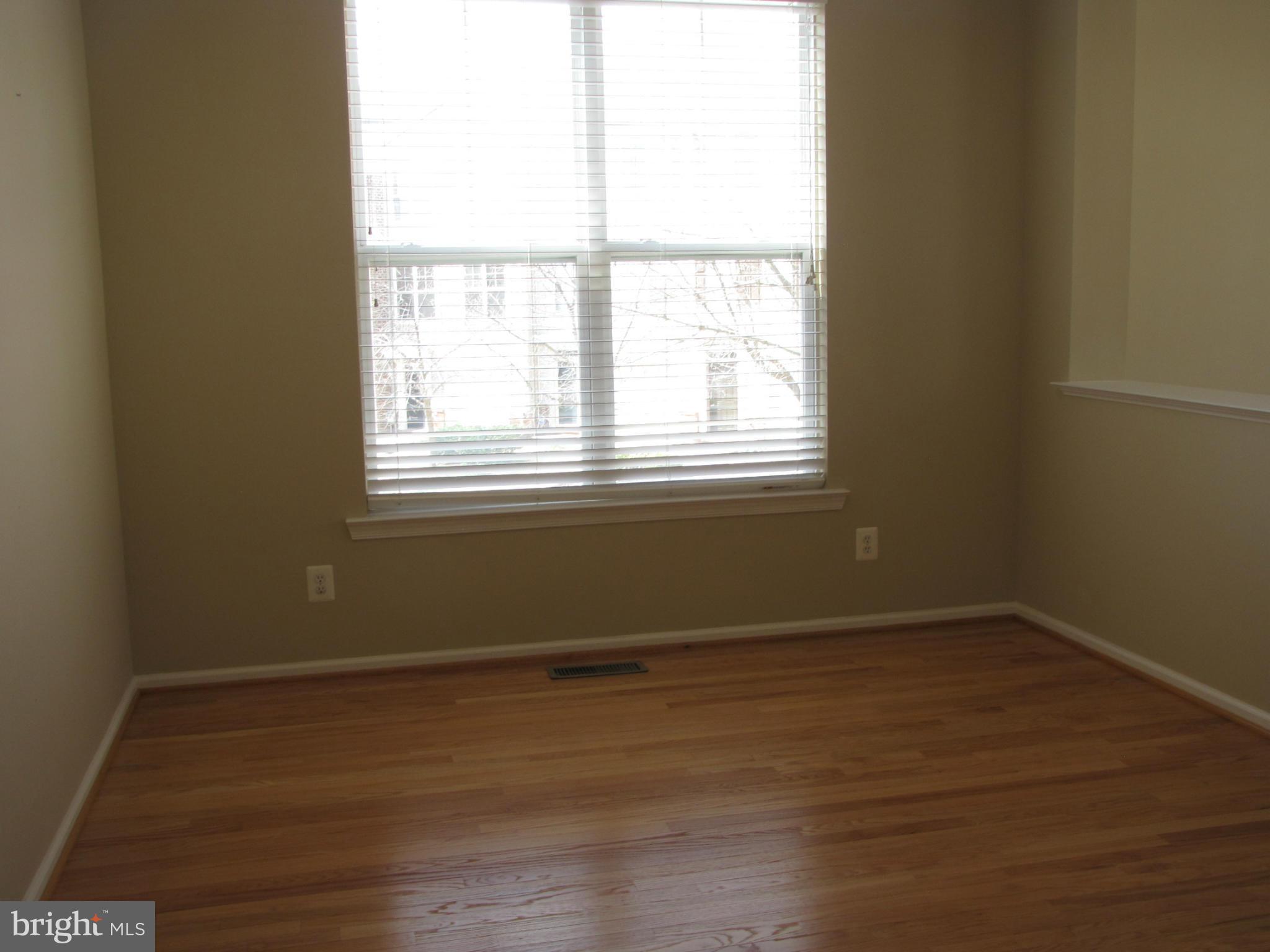 PRINCE WILLIAM COMMONS - Residential Lease