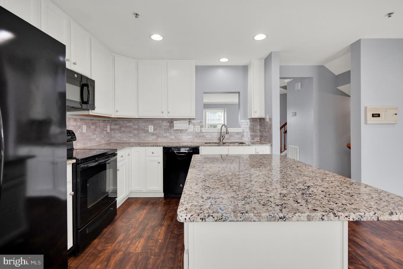 SENECA RIDGE - Residential