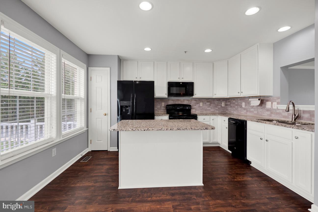 SENECA RIDGE - Residential