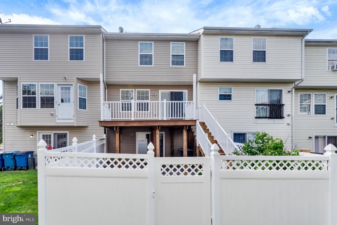 SENECA RIDGE - Residential