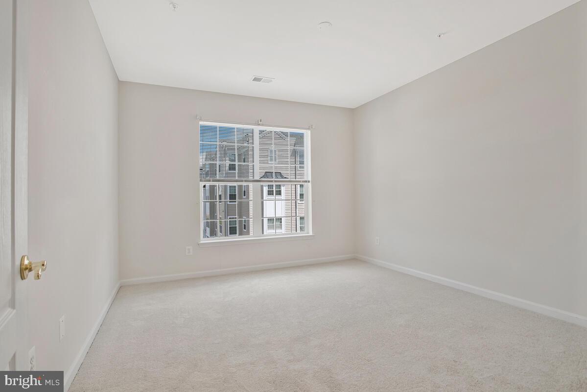 PINEY ORCHARD - Residential