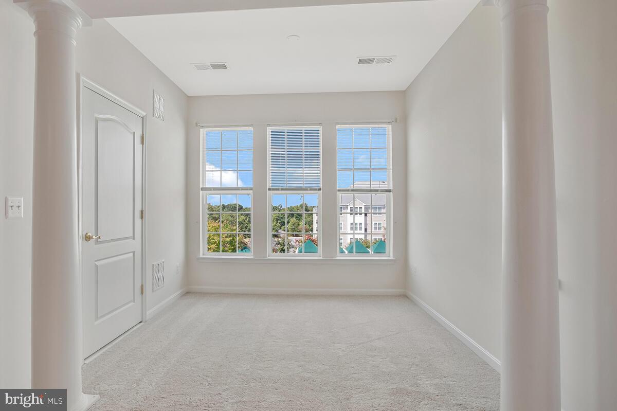 PINEY ORCHARD - Residential