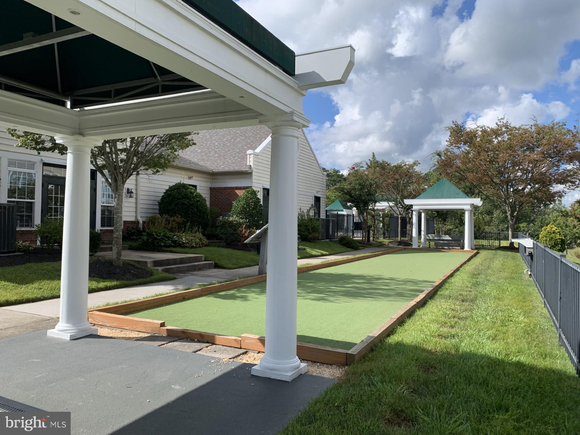 PINEY ORCHARD - Residential