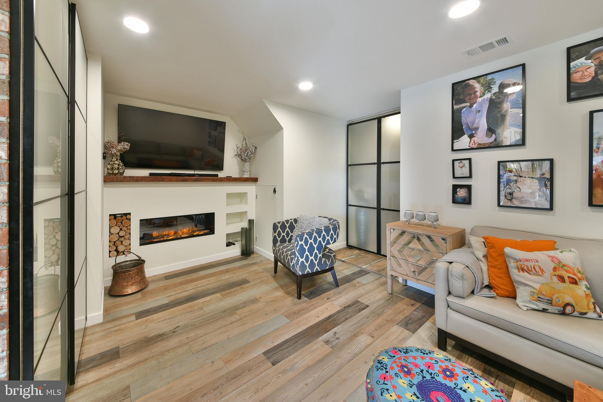 Step into your dream home! This beautifully renovated townhome offers everything you need and more.
As you enter, a welcoming front door leads to a convenient half bath and quick access to the garage with built-in storage and extra room. The spacious living room with electric fireplace flows into the dining room and modern kitchen, creating the perfect space for entertaining. The kitchen boasts elegant European modern cabinets, plenty of counter space, quartz countertops , ceramic floor and new high-end appliances.
You'll love the private vinyl fenced yard, accessible through the sliding glass door from the dining room. The generous master bedroom features a large closet and a full en-suite bathroom, along with two additional well-sized bedrooms nearby and the a full bathroom . For added convenience, there is a second-floor washer and dryer.
Don't forget about the enormous attic, offering plenty of extra room/storage space and a half bath. This home has been completely renovated in the last two years.
This townhome is perfect for families or anyone seeking a move-in-ready space with modern comforts. Don’t miss the opportunity to make this exceptional property your new home!