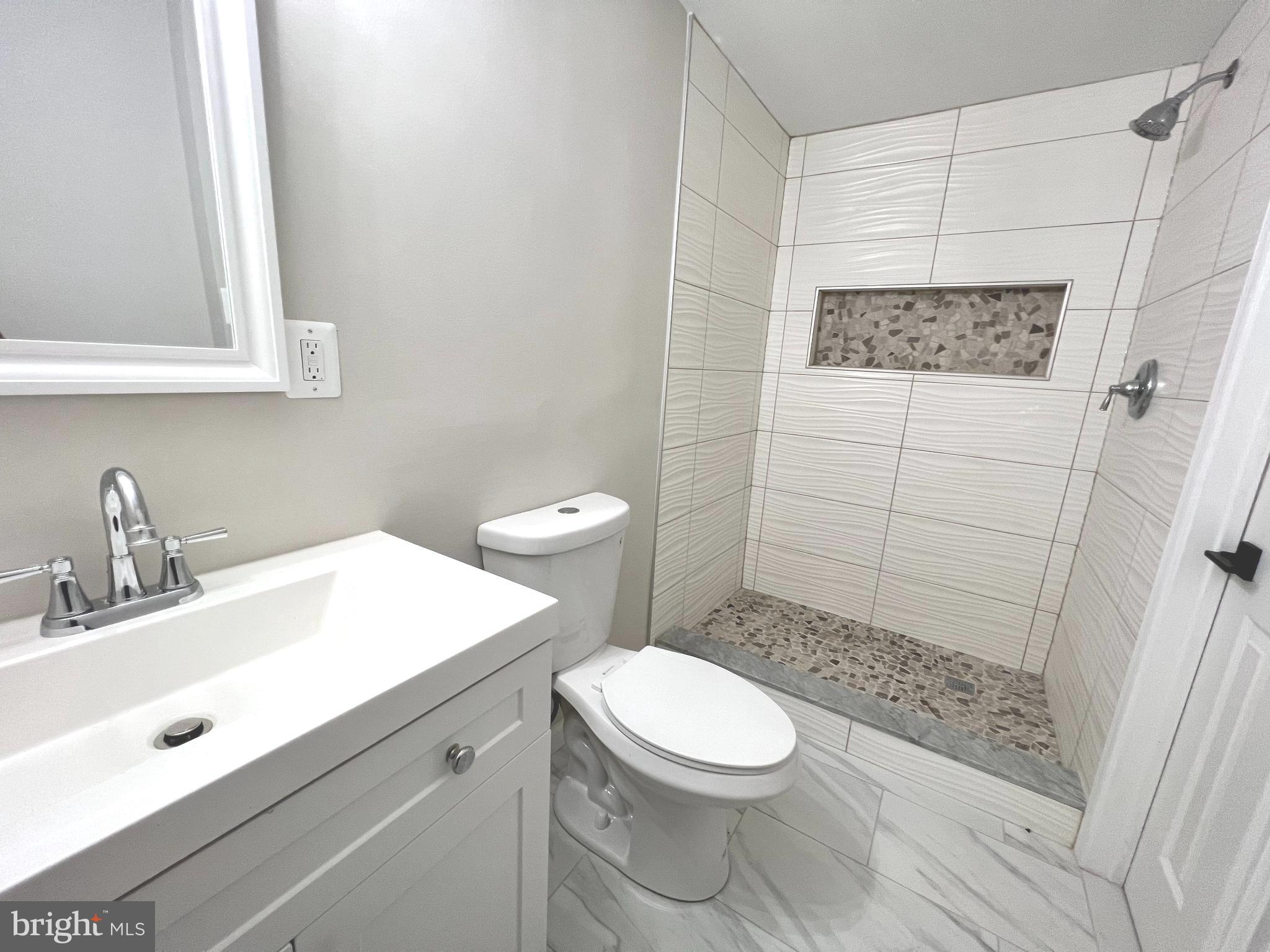 OAK POND PLAT FIVEPHASE - Residential