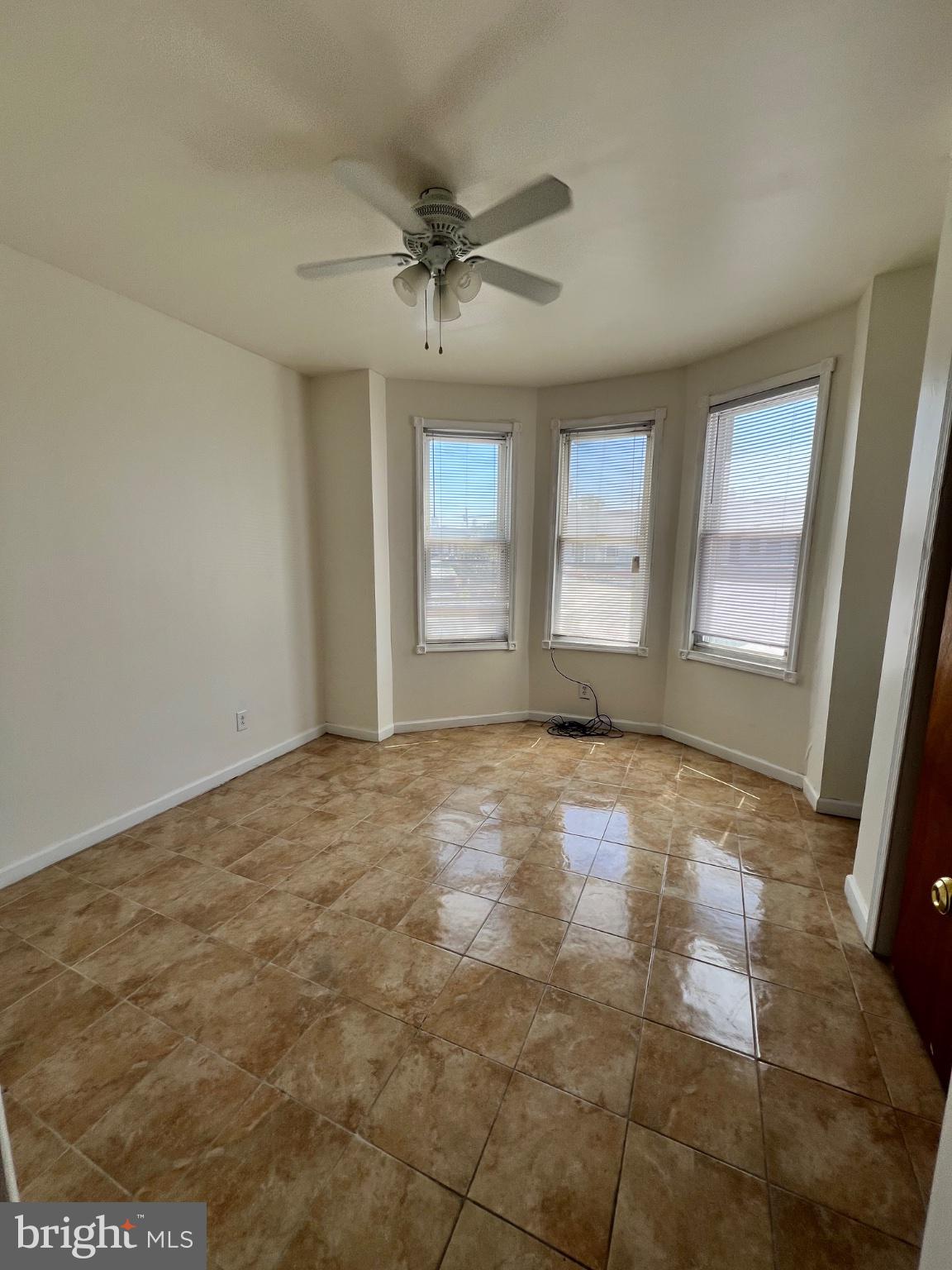 PORT RICHMOND - Residential