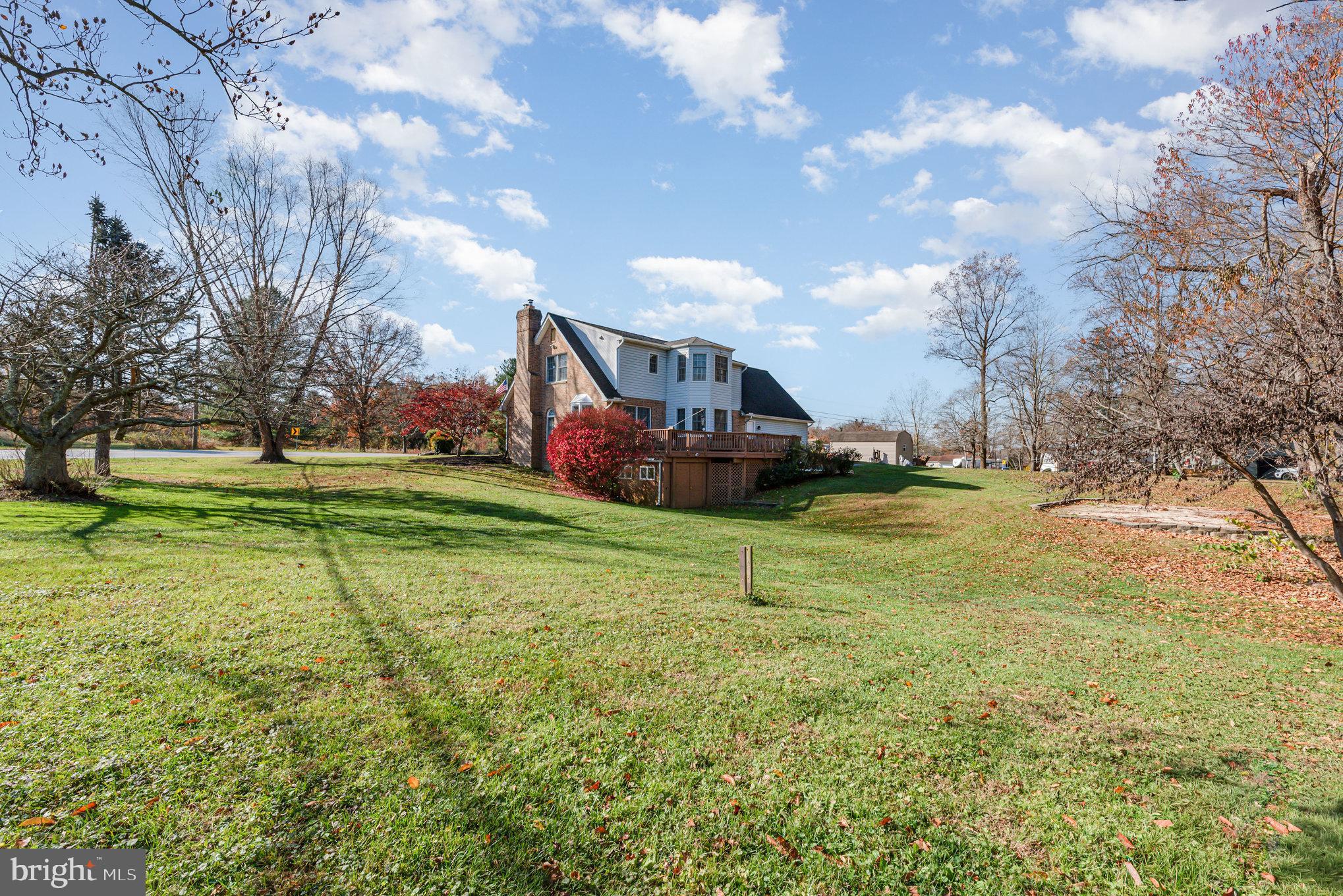 OAKINGTON MANOR - Residential