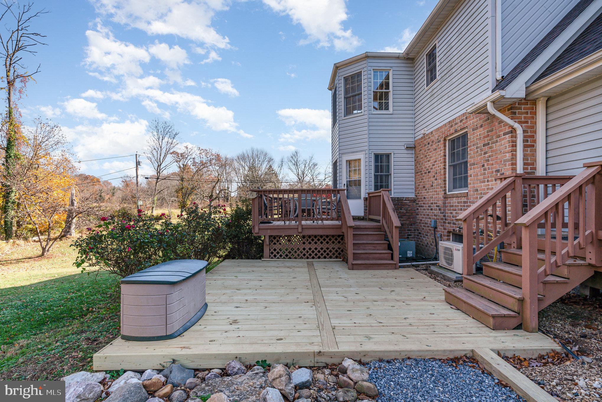 OAKINGTON MANOR - Residential