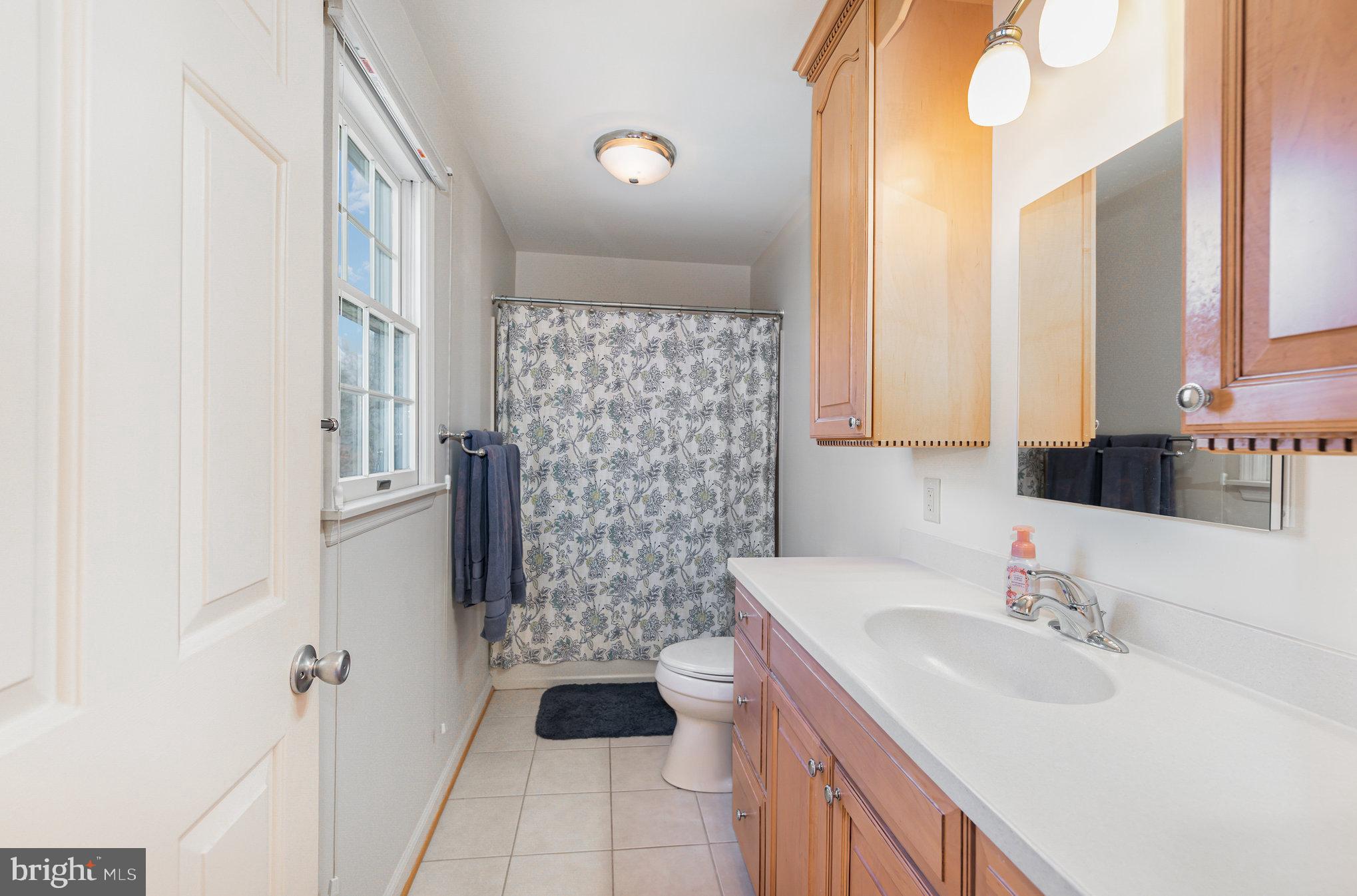 OAKINGTON MANOR - Residential