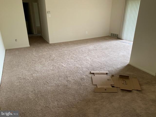 126 E MAPLE AVENUE D27