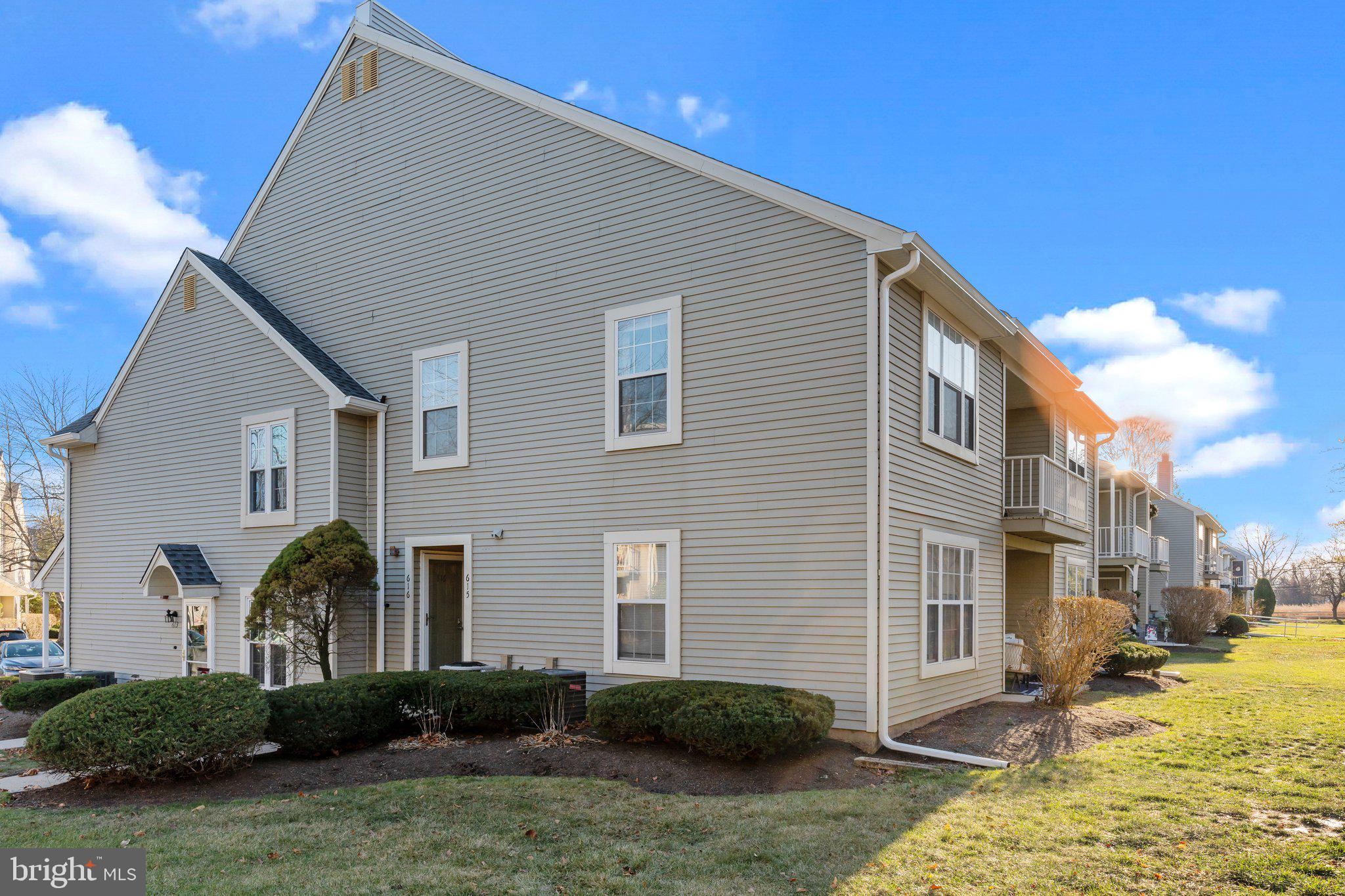 SOCIETY PL - Residential Lease