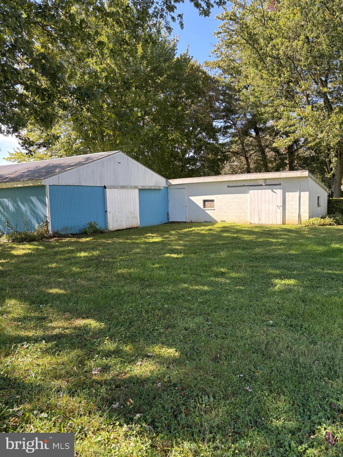 1072 CALVERT ROAD
