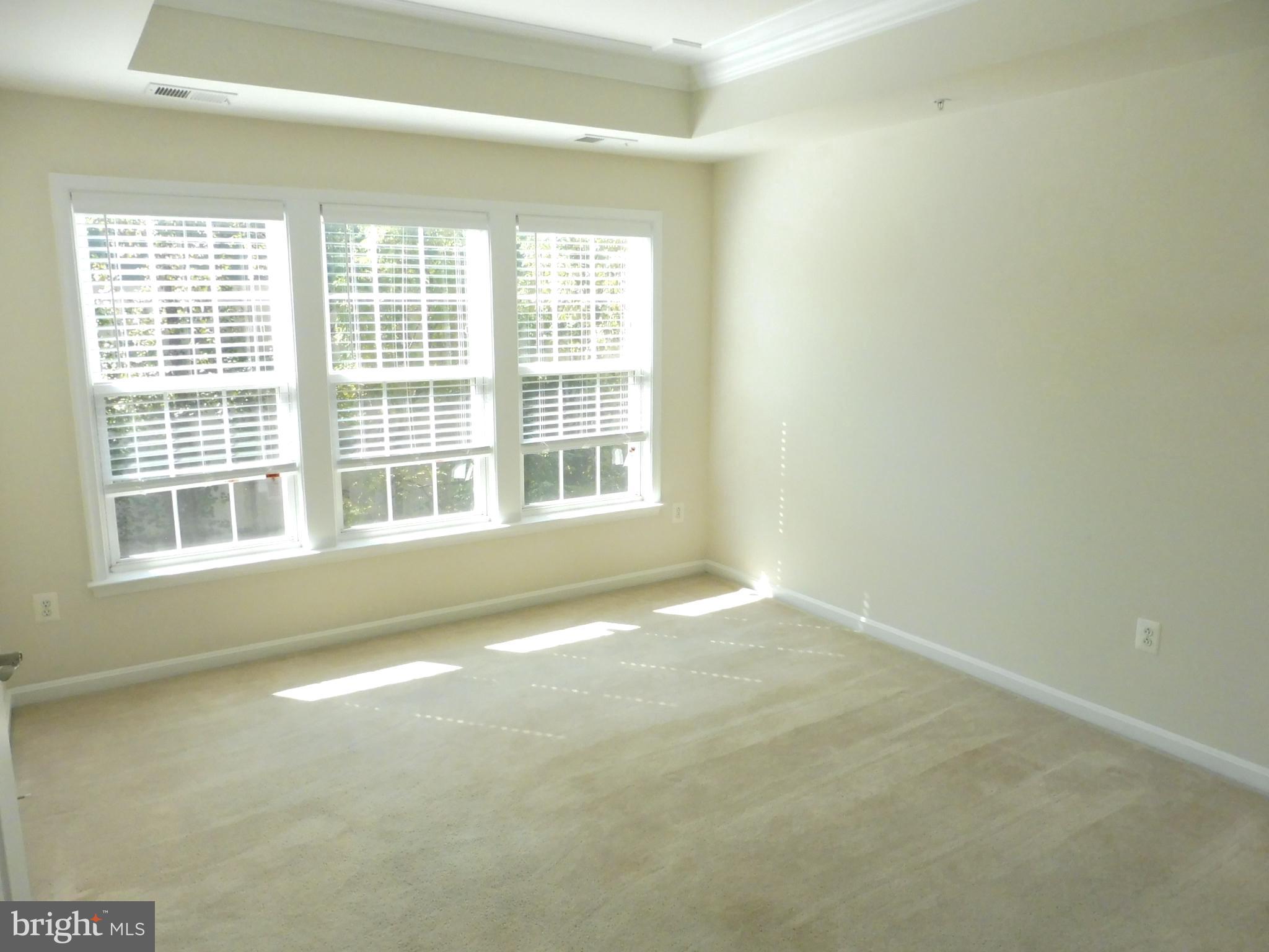 WHEATON HILLS - Residential Lease