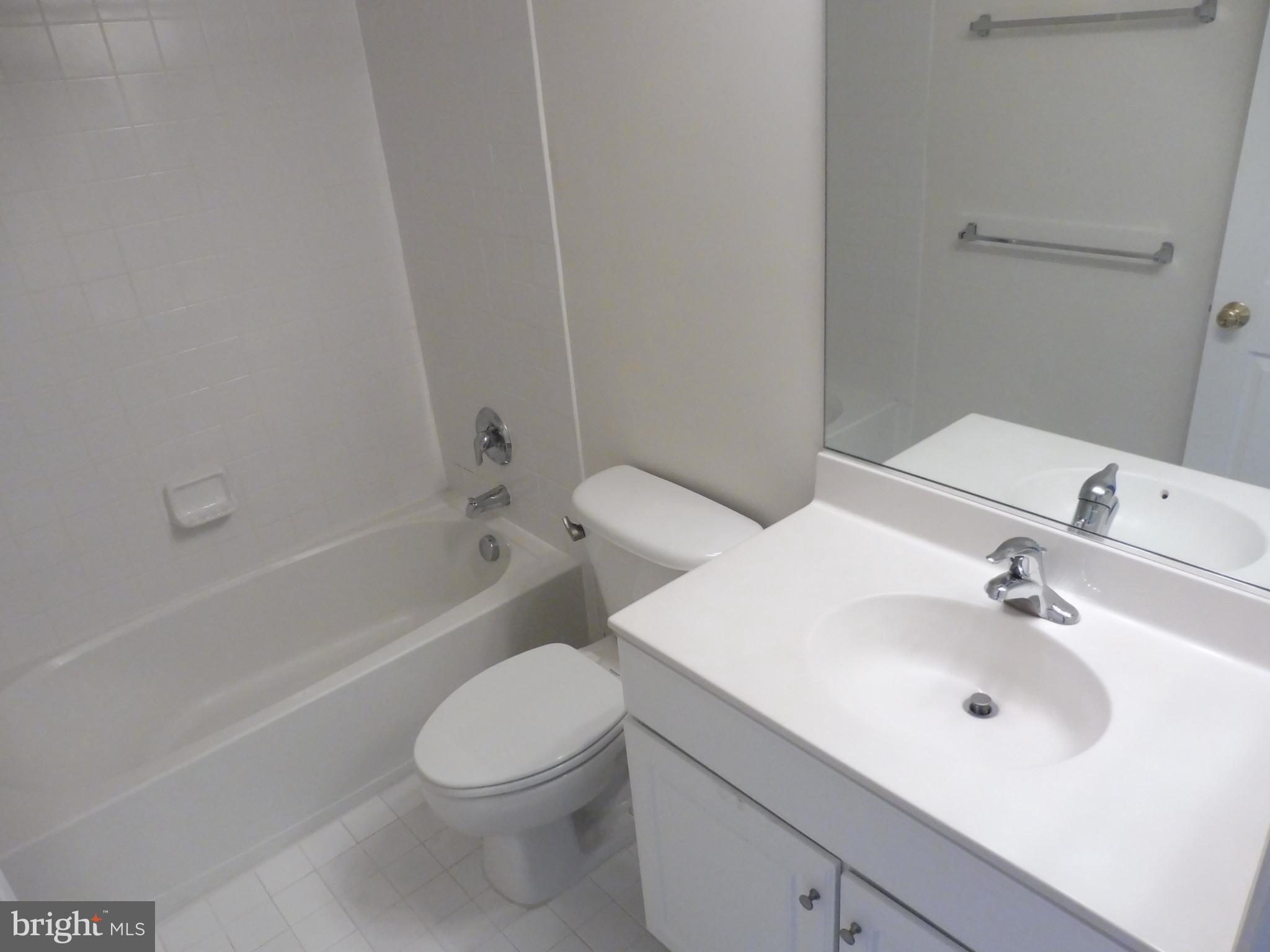 WHEATON HILLS - Residential Lease