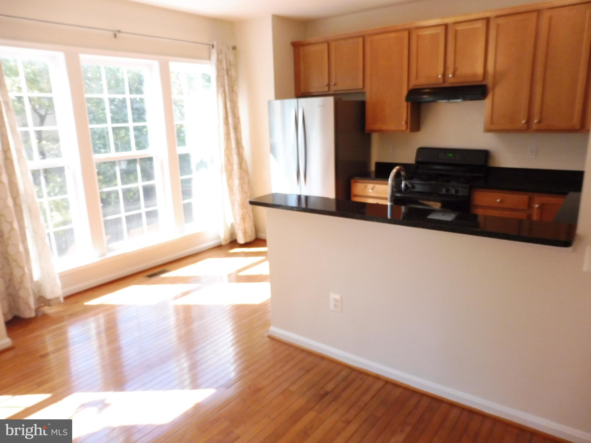 WHEATON HILLS - Residential Lease