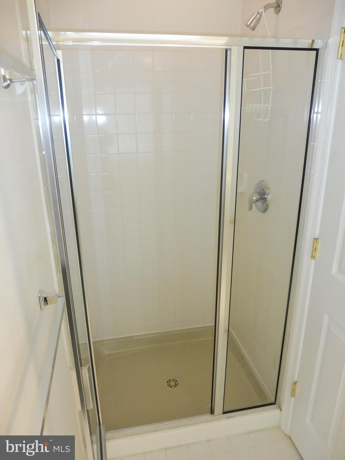 WHEATON HILLS - Residential Lease