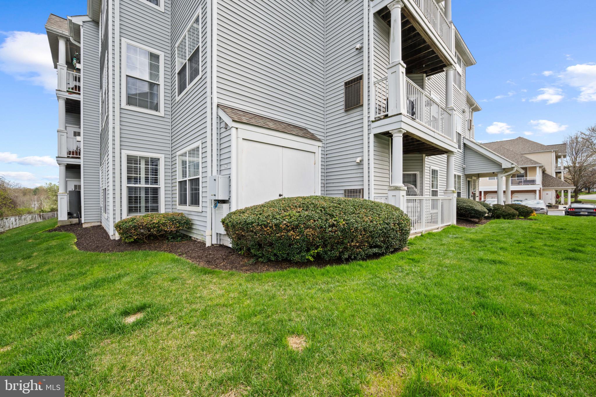 HOLLINGTON - Residential