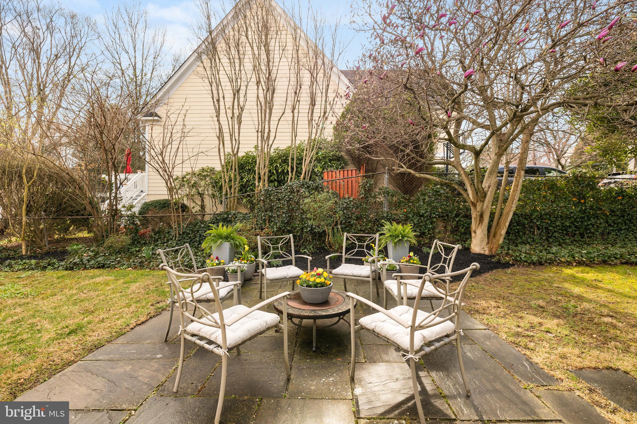 SOMERSET HEIGHTS - Residential