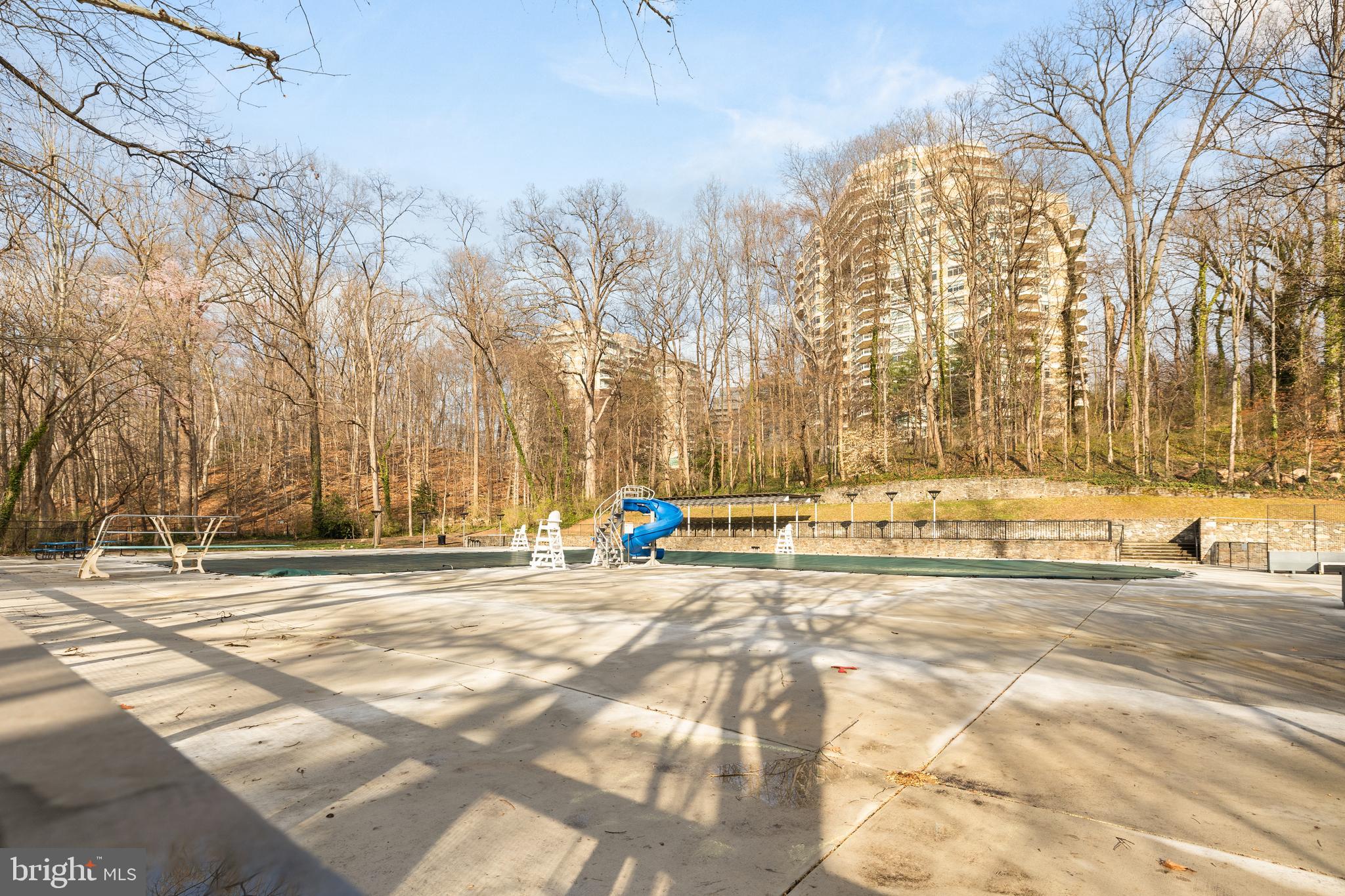 SOMERSET HEIGHTS - Residential