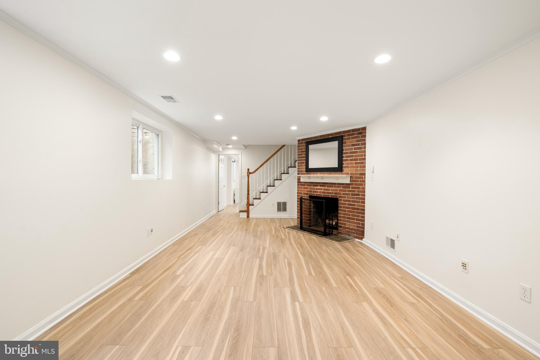 SOMERSET HEIGHTS - Residential