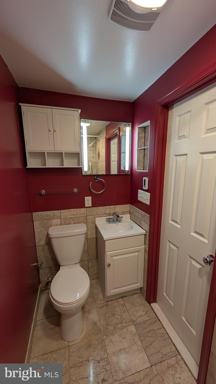 OAK POND - Residential