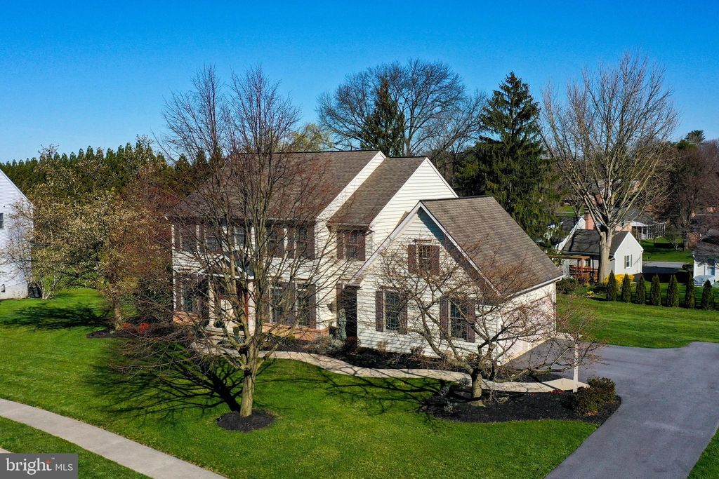 Photo of 2141 Colleens Way, Lancaster, PA 17601 (MLS # PALA2048746)